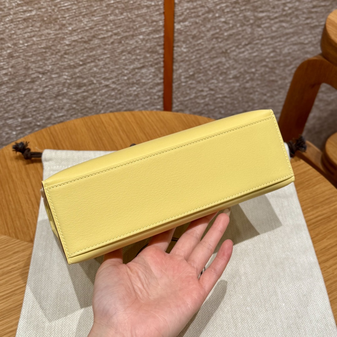 Hermès Kelly Pochette 1ZJaune Poussin Handbag (Handmade to Order)