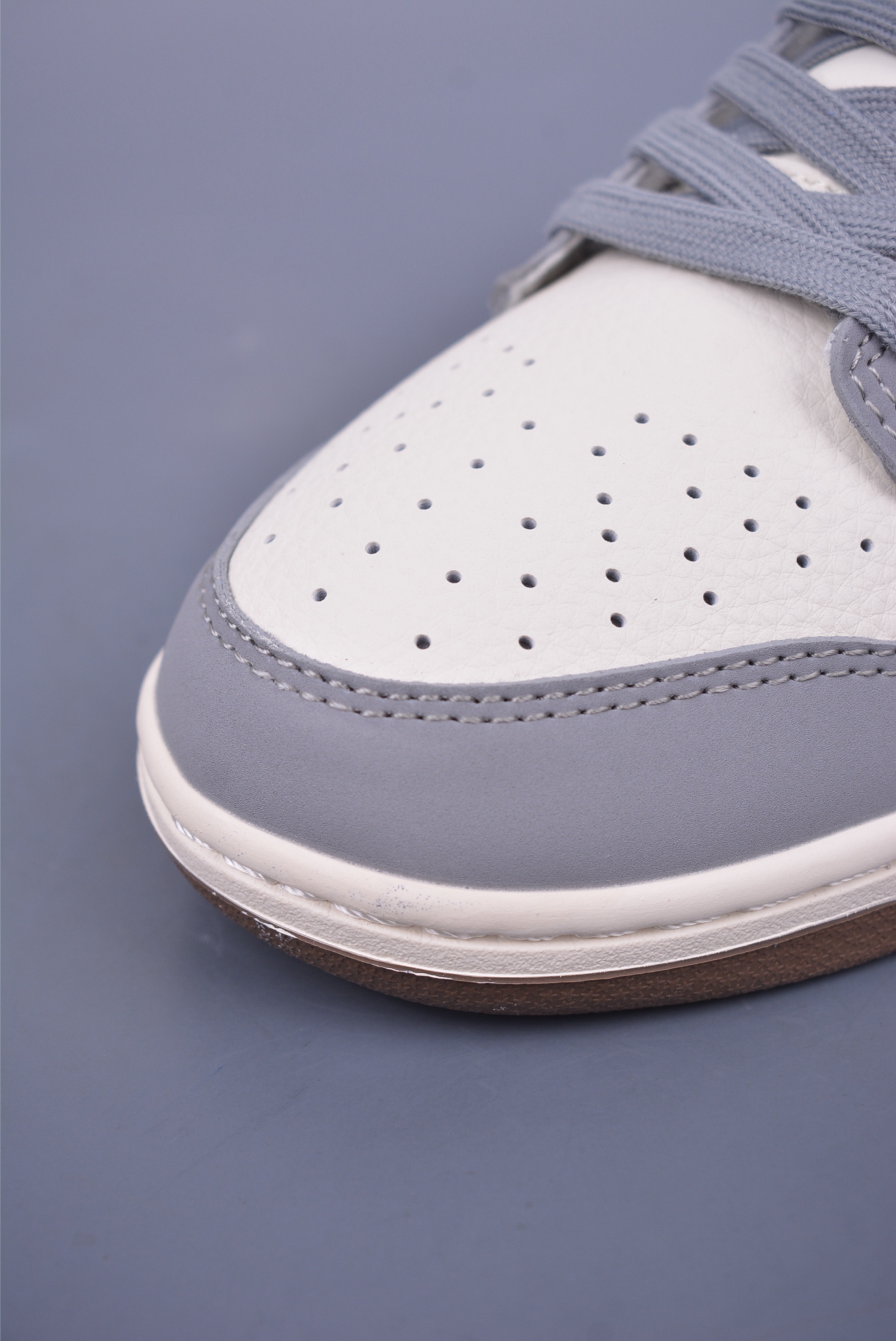 Balenciaga x Nike SB Dunk Low sneakers Gray and White Print XD1588-205