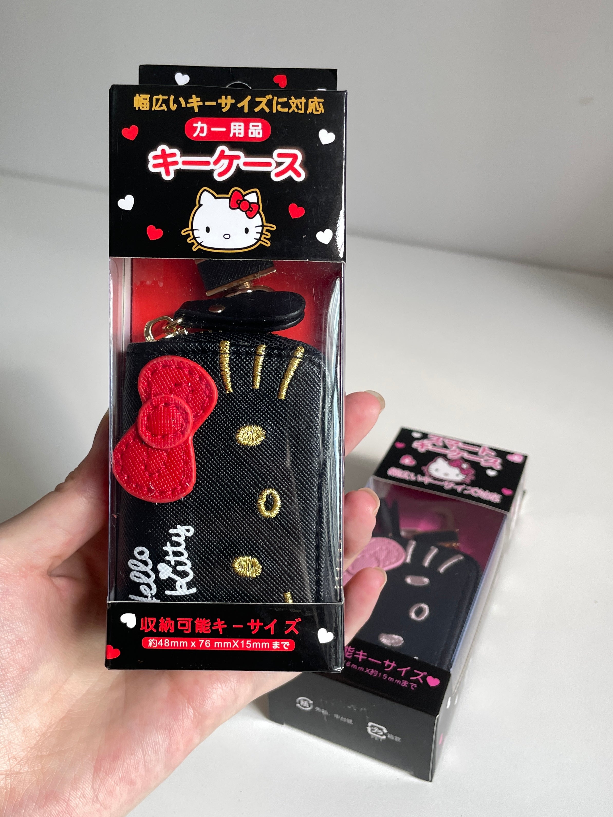 Hellokitty Cute Car Key Case for Girls and Women, Genuine Leather Embroidered Car Smart Key Chain Keychain Holder