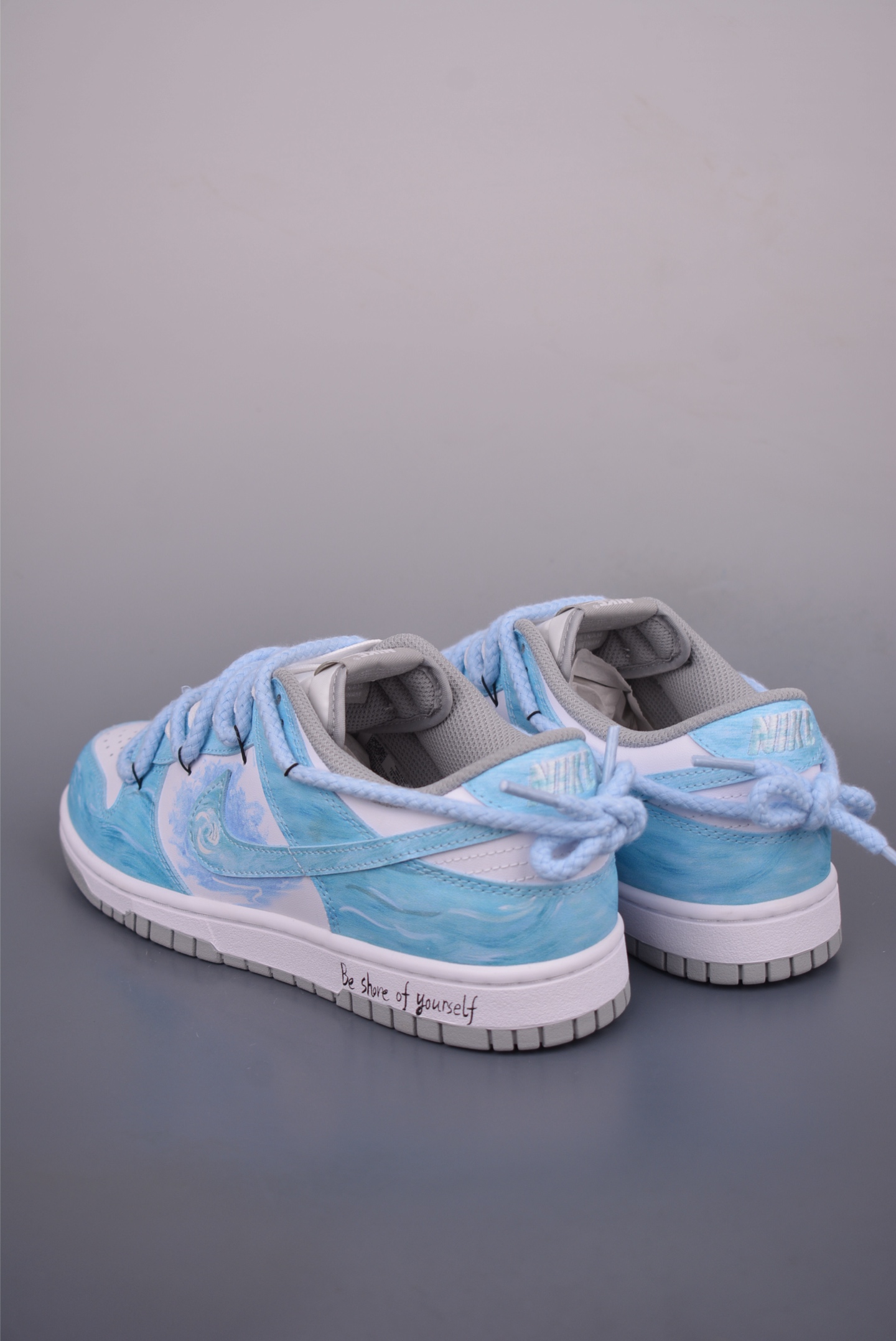 Nike SB Dunk Low 