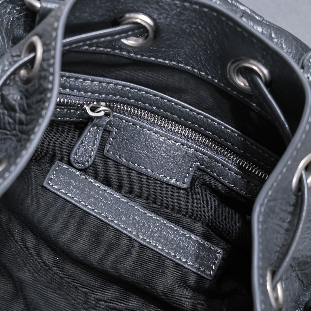 Balenciaga Le Cagole Bucket Bag