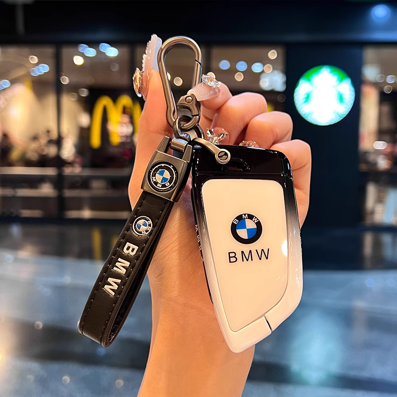 Zinc alloy keychain