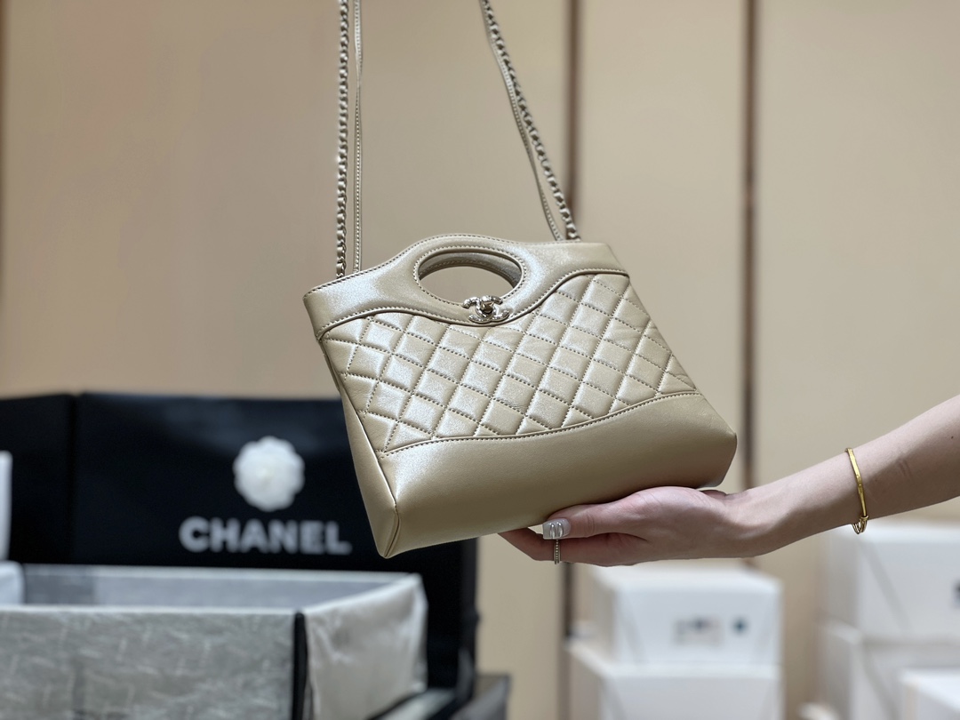 Chanel 24S mini 31bag AS4133 00148