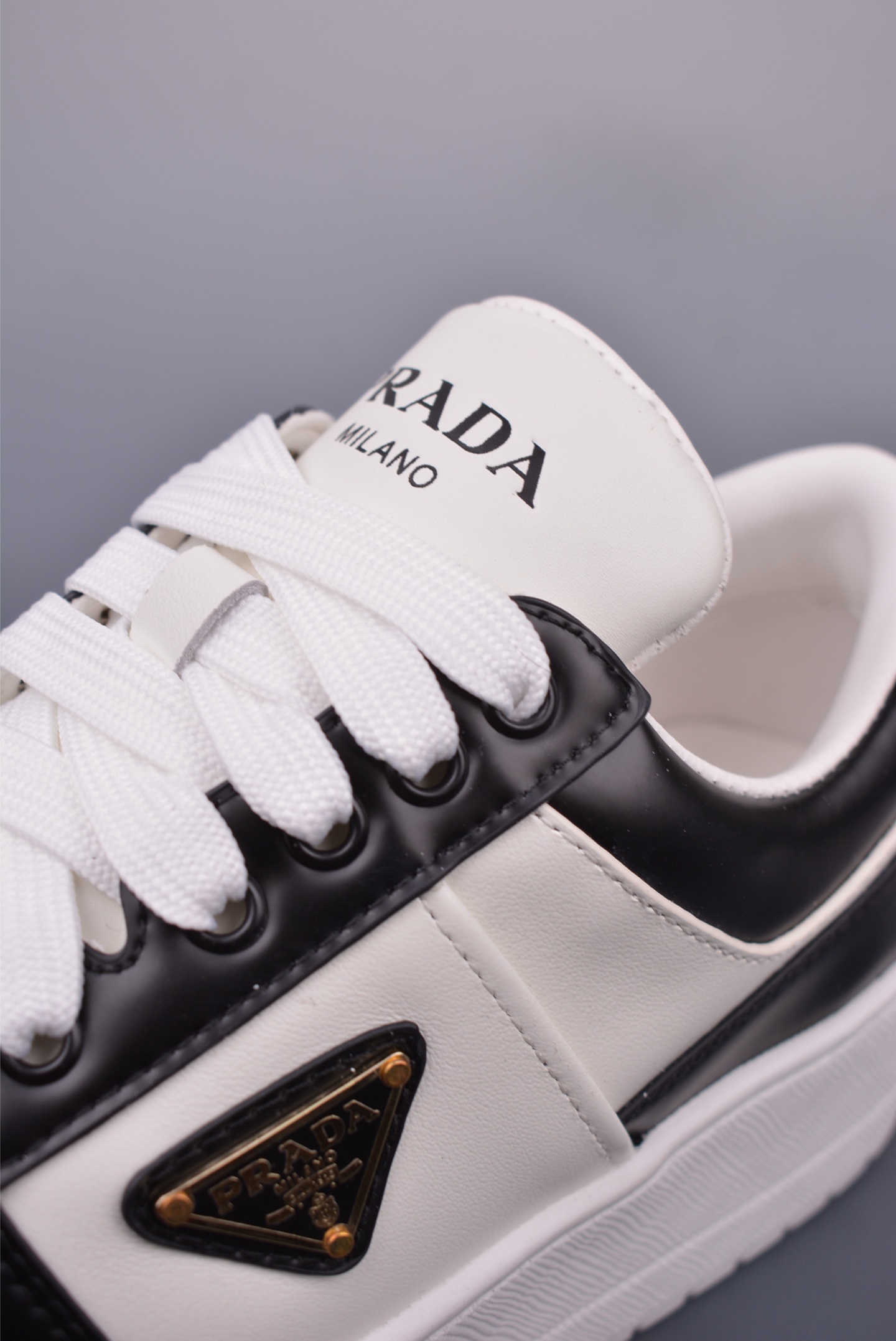 Prada Downtown Bold series thick-soled casual shoes black and white 1E792M_3LPG_F0P09_F_050