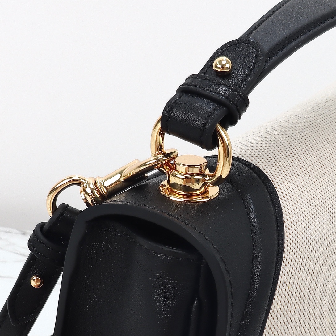 Gucci Blondie medium top handle bag 815716 HAAKF 2546