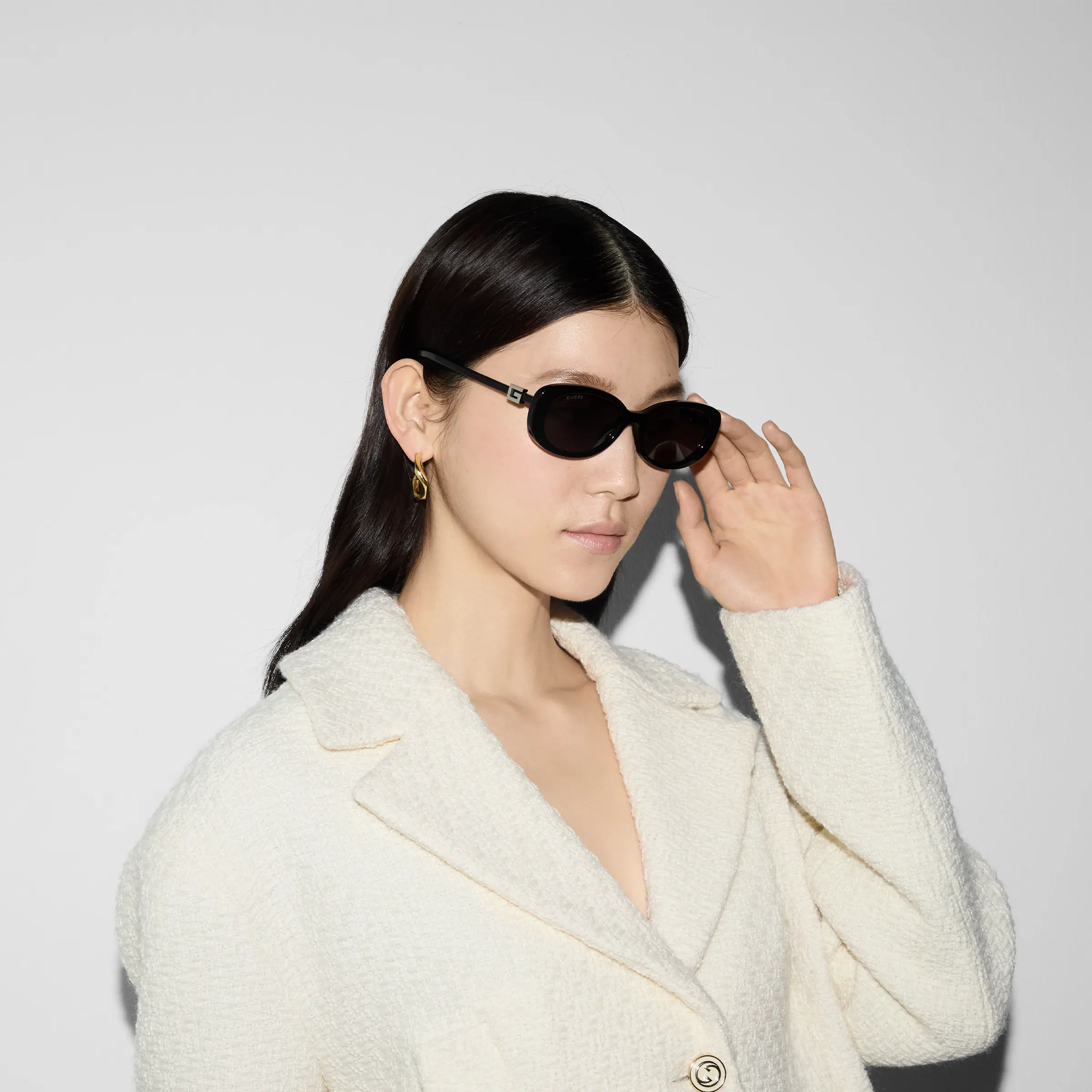 Gucci Fitted Oval Frame Sunglasses
