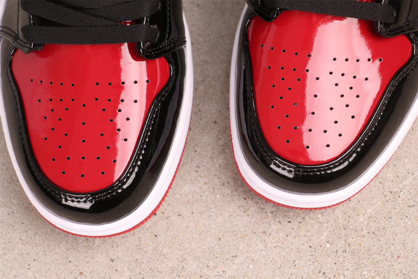 Air Jordan 1 Low 'Patent Bred' 553558-063