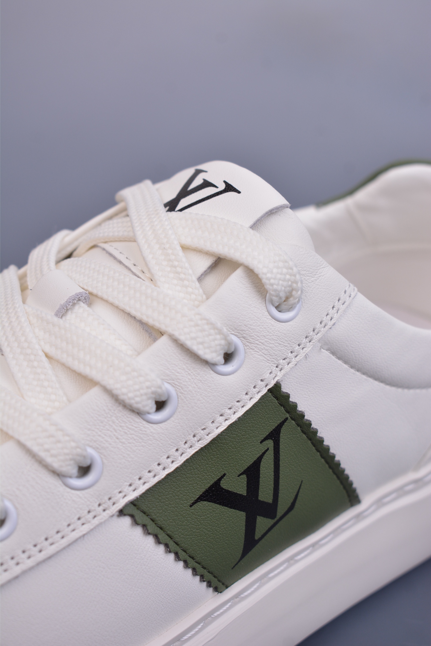 Louis vuitton Trainer Sneaker Low “White Green” 51BCOLORE