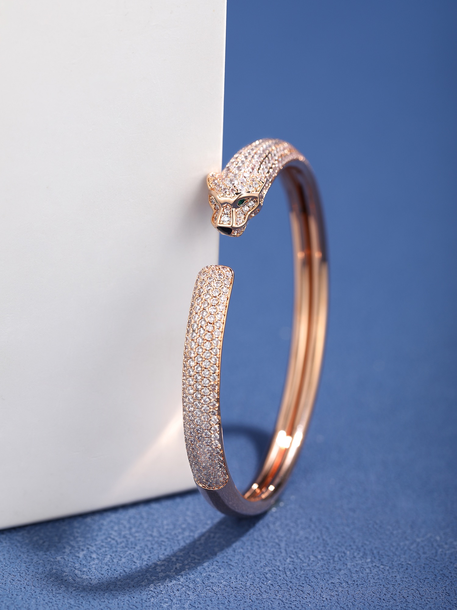 Cartier cheetah full diamond bracelet