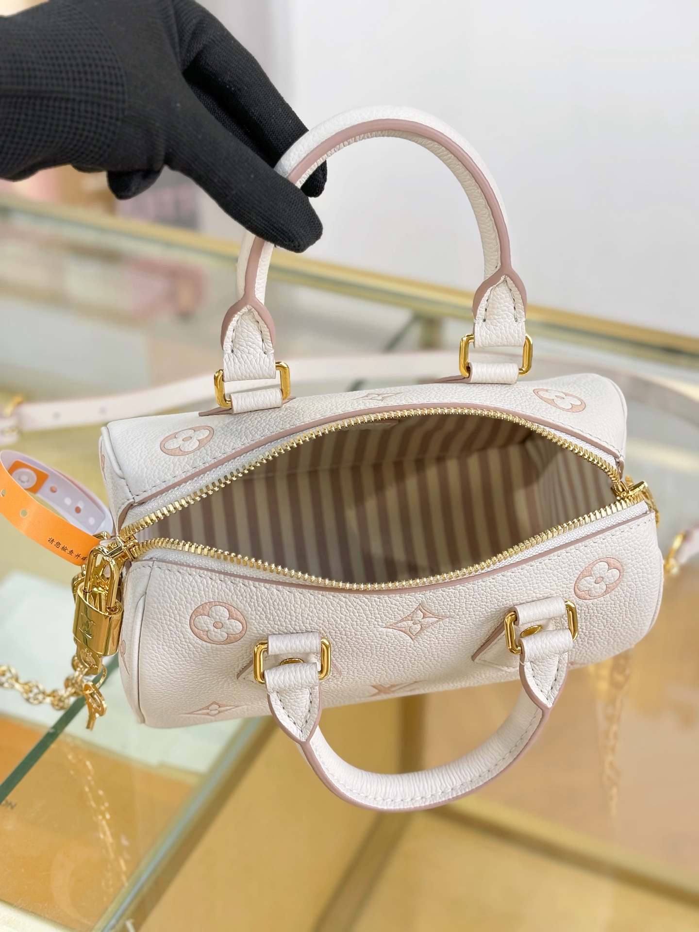 Louis Vuitton SPEEDY BANDOULIÈRE 20 Handbag M14291
