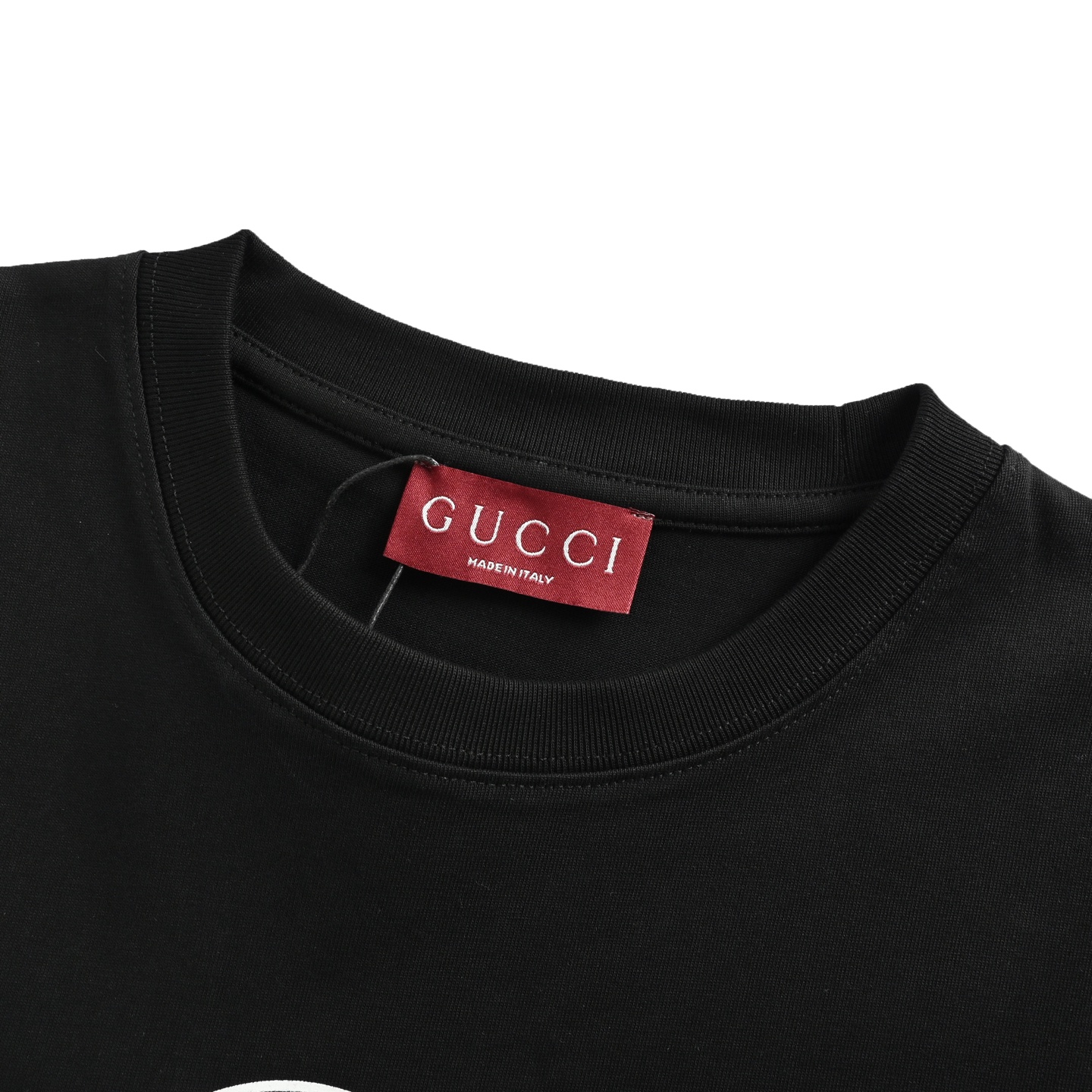 Gucci 25ss short sleeves with lettering print on chest