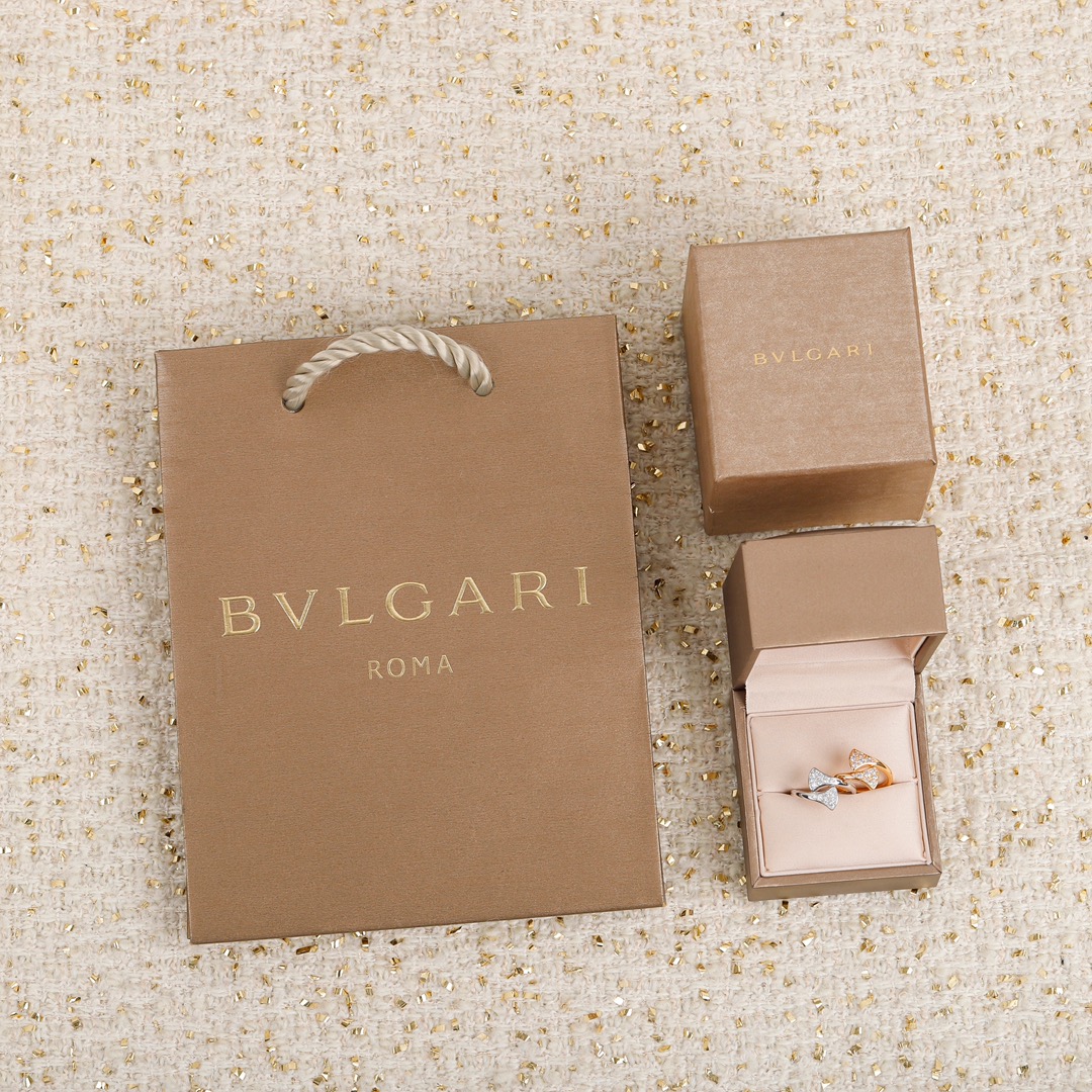 Bulgari Divas Dream Series Fan-Shaped Diamond Ring