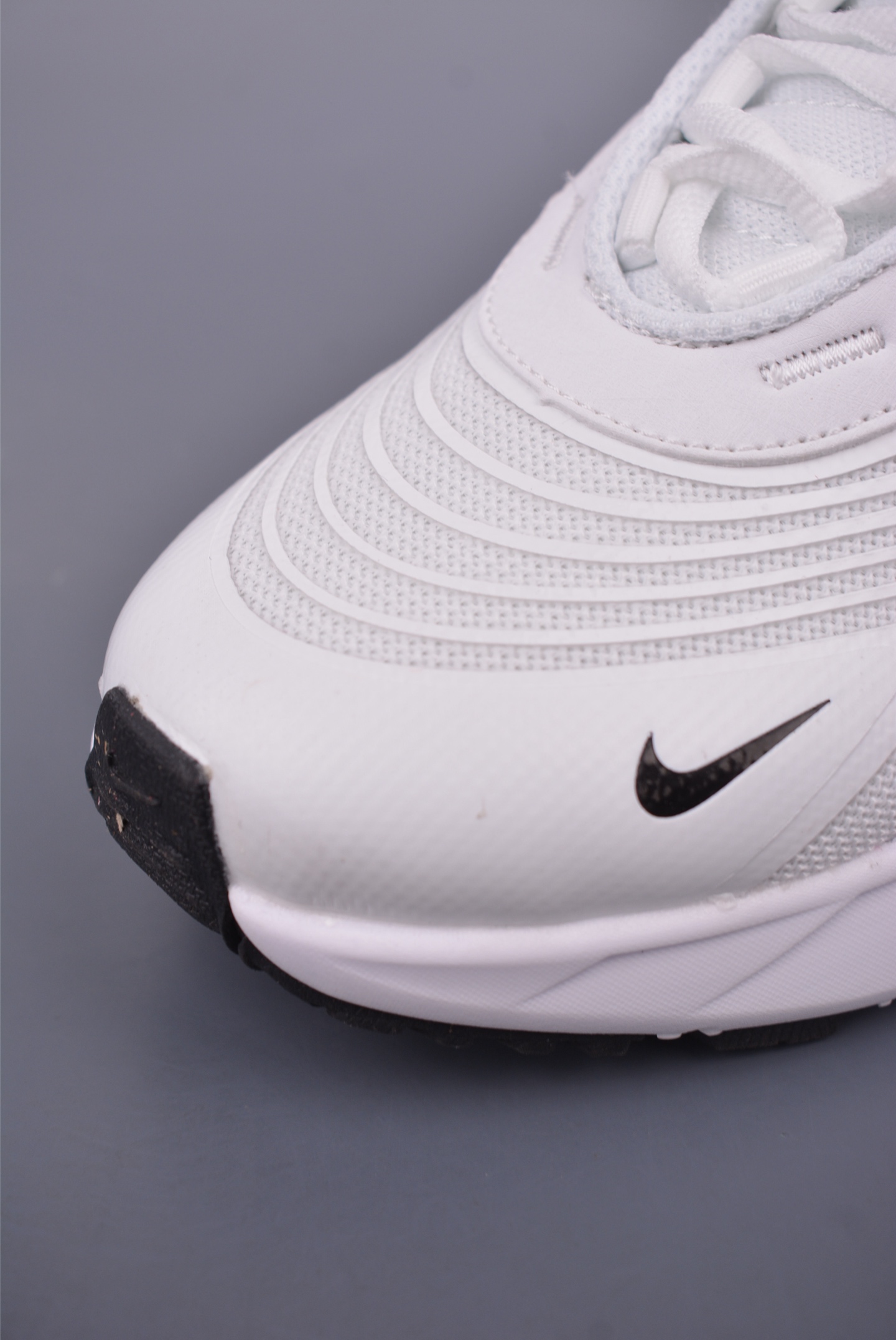 NIKE AIR MAX FIRE 2025 