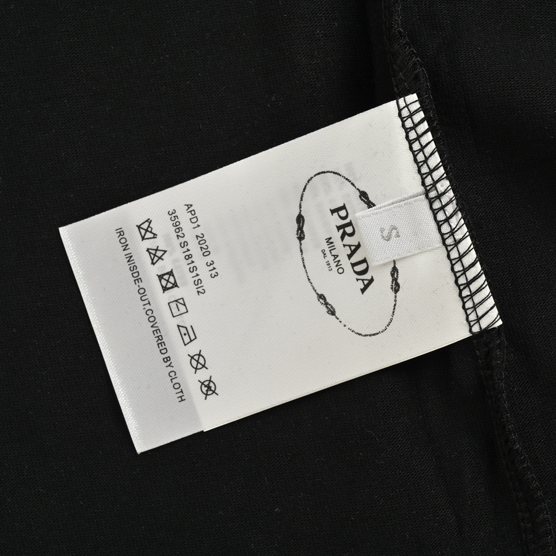 Prada 24ss three-dimensional laminated letter short sleeve