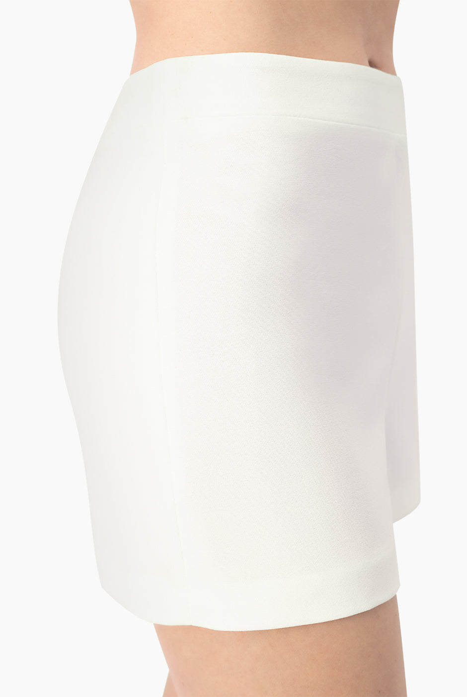 Short sastreado en color blanco