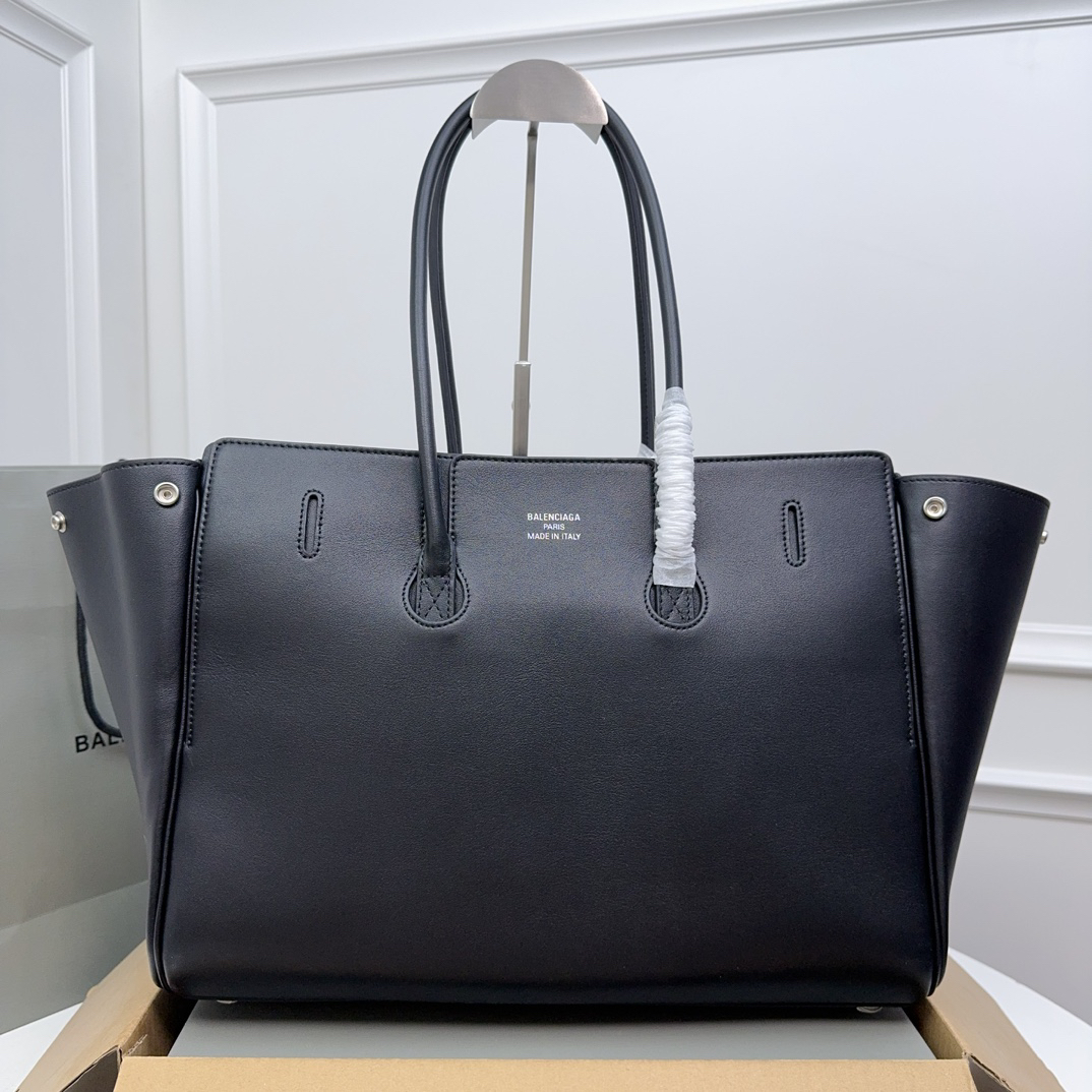 Balenciaga Bel Air Medium Bag