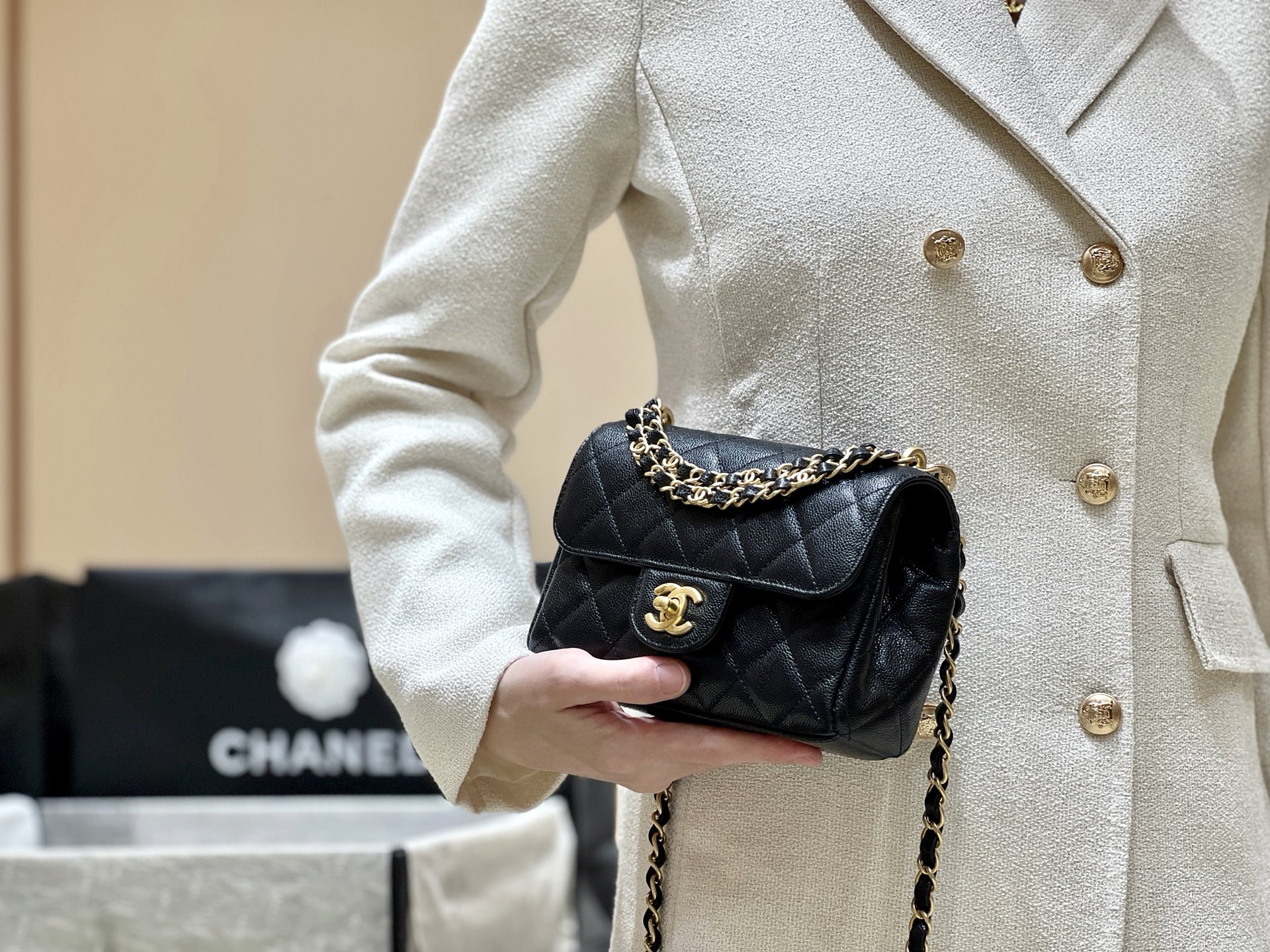 Chanel 25P Spring/Summer Preview Series Chain Bag AS5240