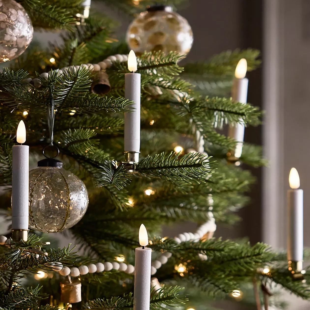 ⚡LAST DAY 50% OFF⚡6 PCS Christmas Taper Flameless Candles With Gold Clips ,Remote-controlled Timer