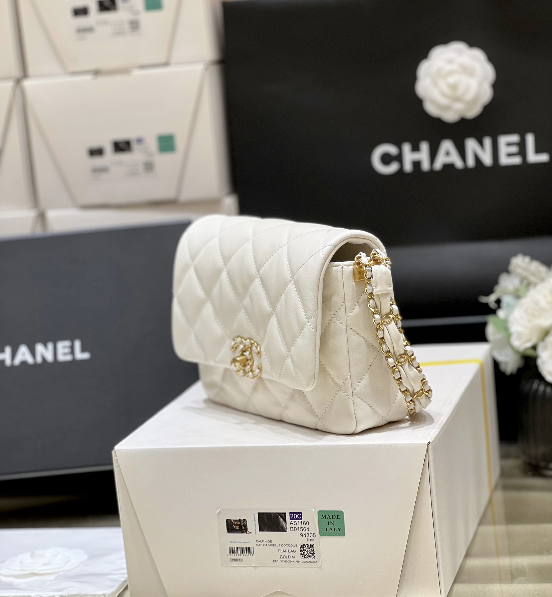 Chanel 23K Autumn and Winter Series Retro Tofu Bag AS4423