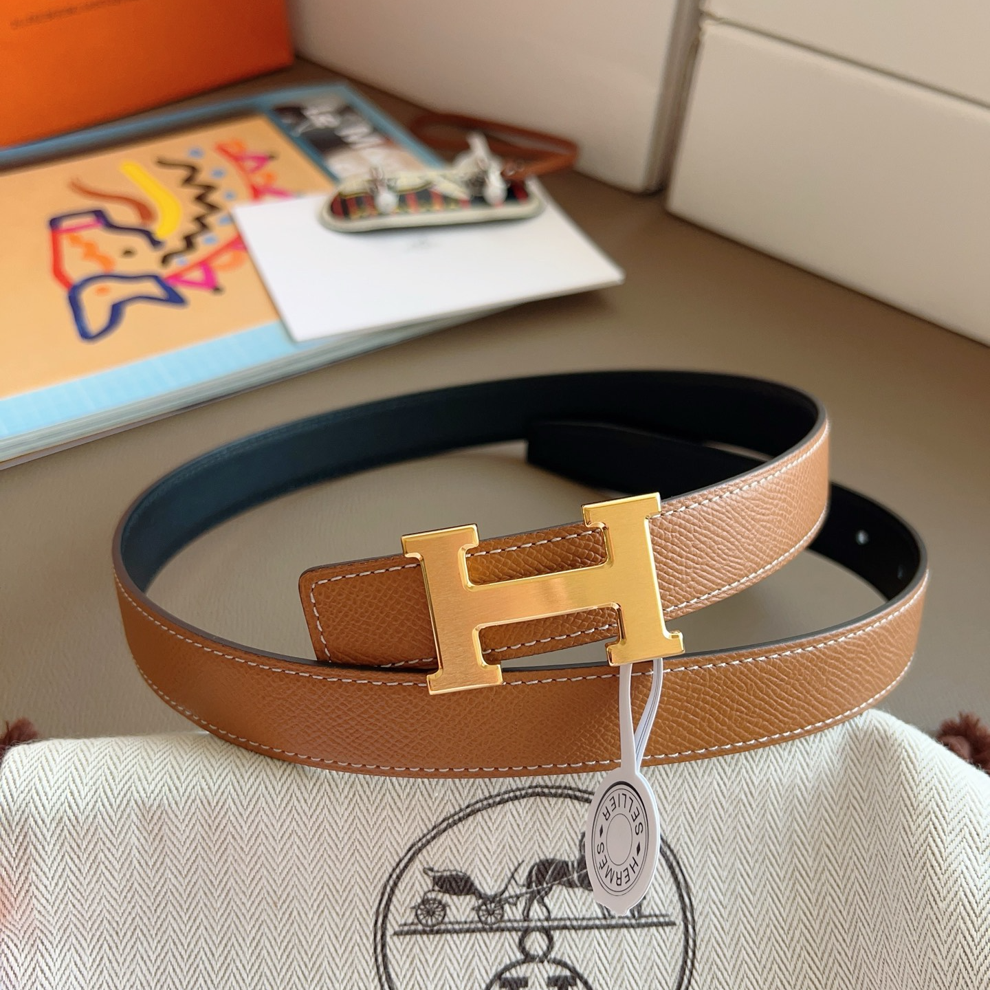 Hermès 2025 New Women's Double-Sided Belt 2.4cm Width