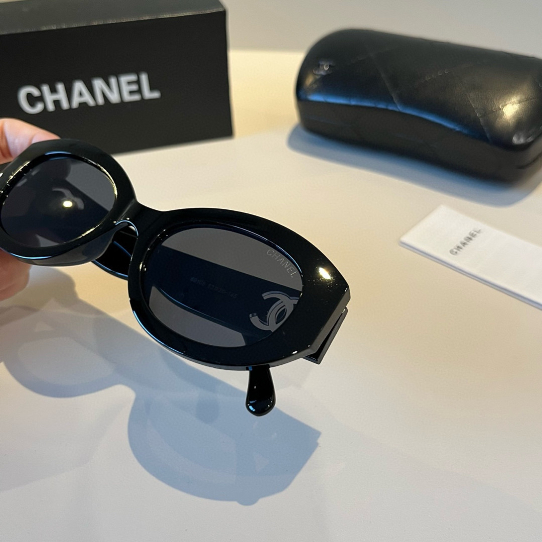 Chanel round frame sunglasses
