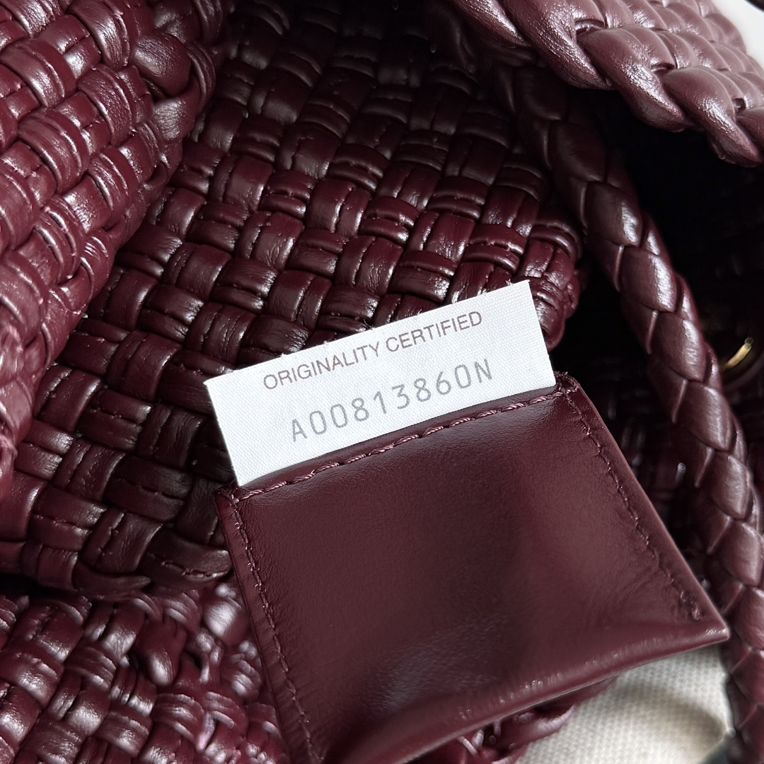 Bottega Veneta TOSCA woven handbag 776755