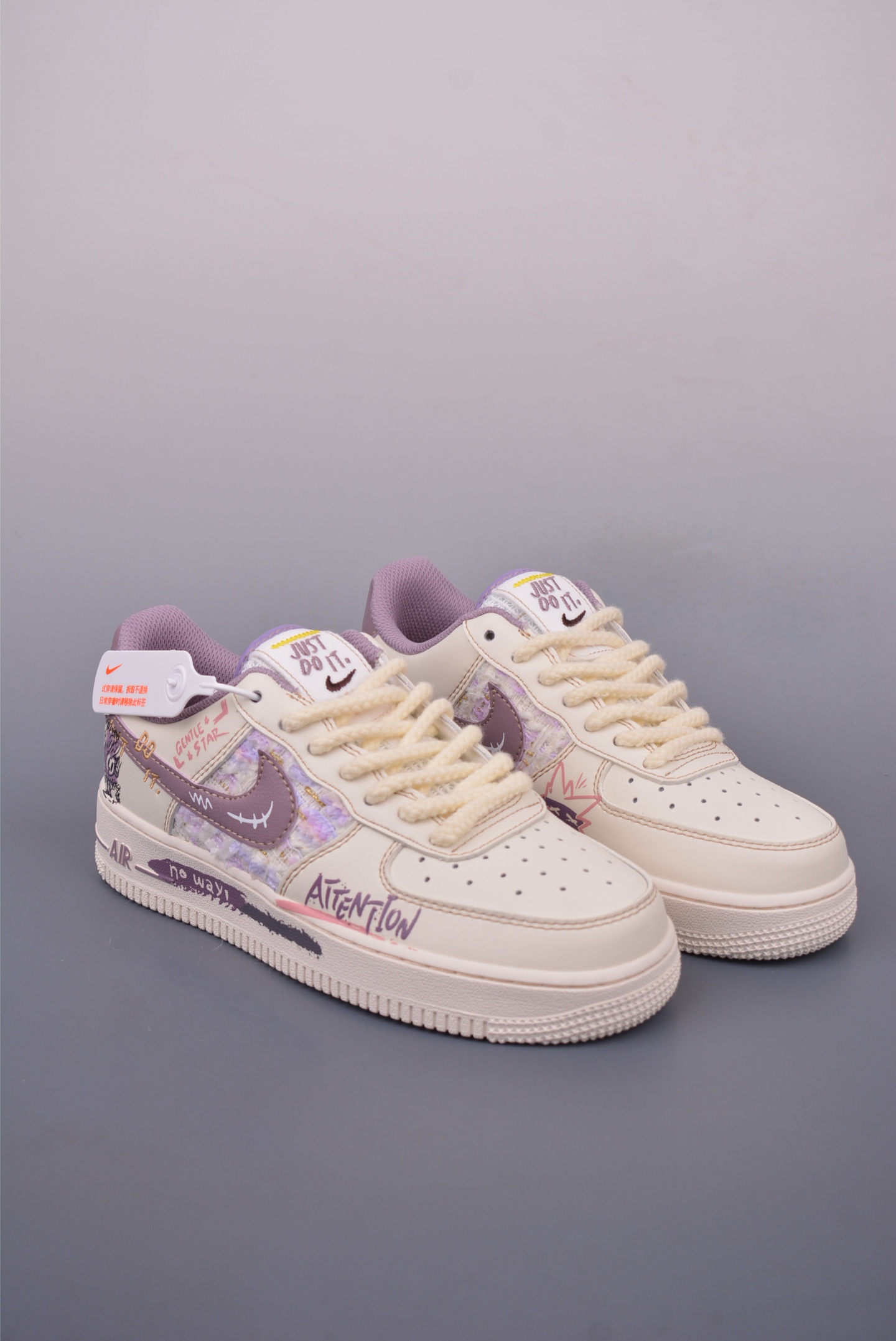 Nike Air Force 1 07 LV8 Low 