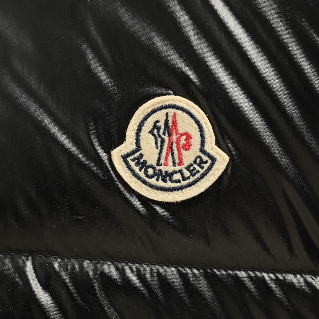 Moncler classic detachable hooded down vest