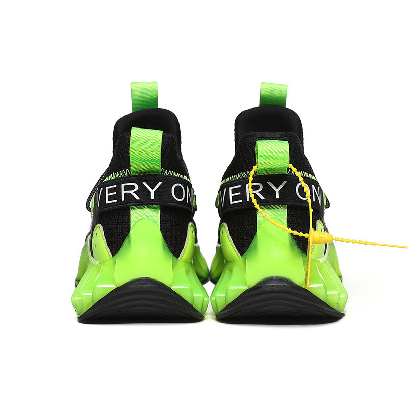700 V2