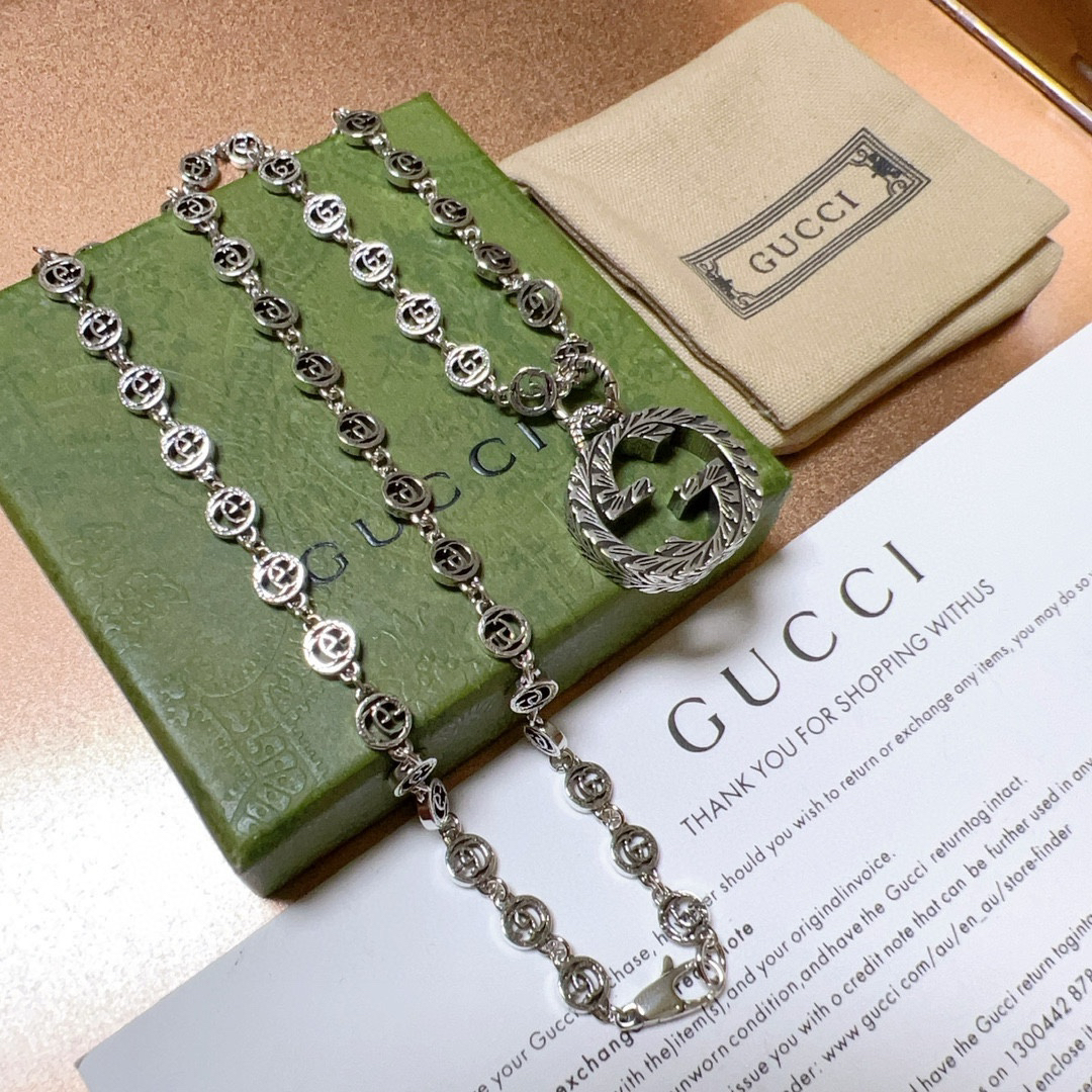 Gucci Anger Forest series new double G vintage necklace