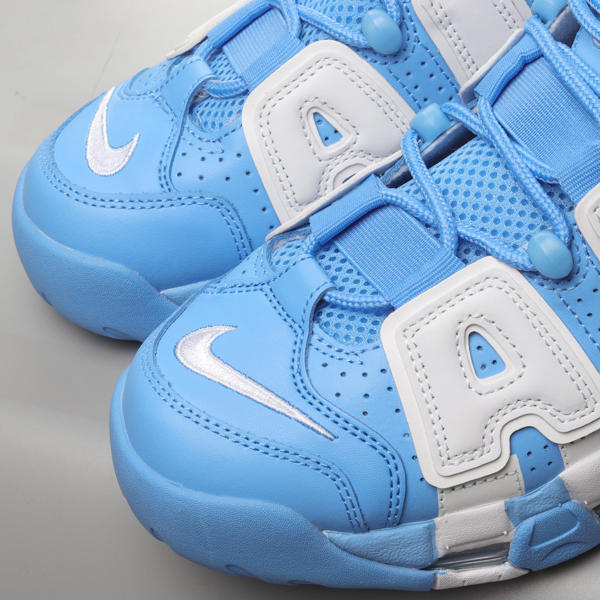 Air More Uptempo 96 Pippen Classic Blacketball Sneaker Series