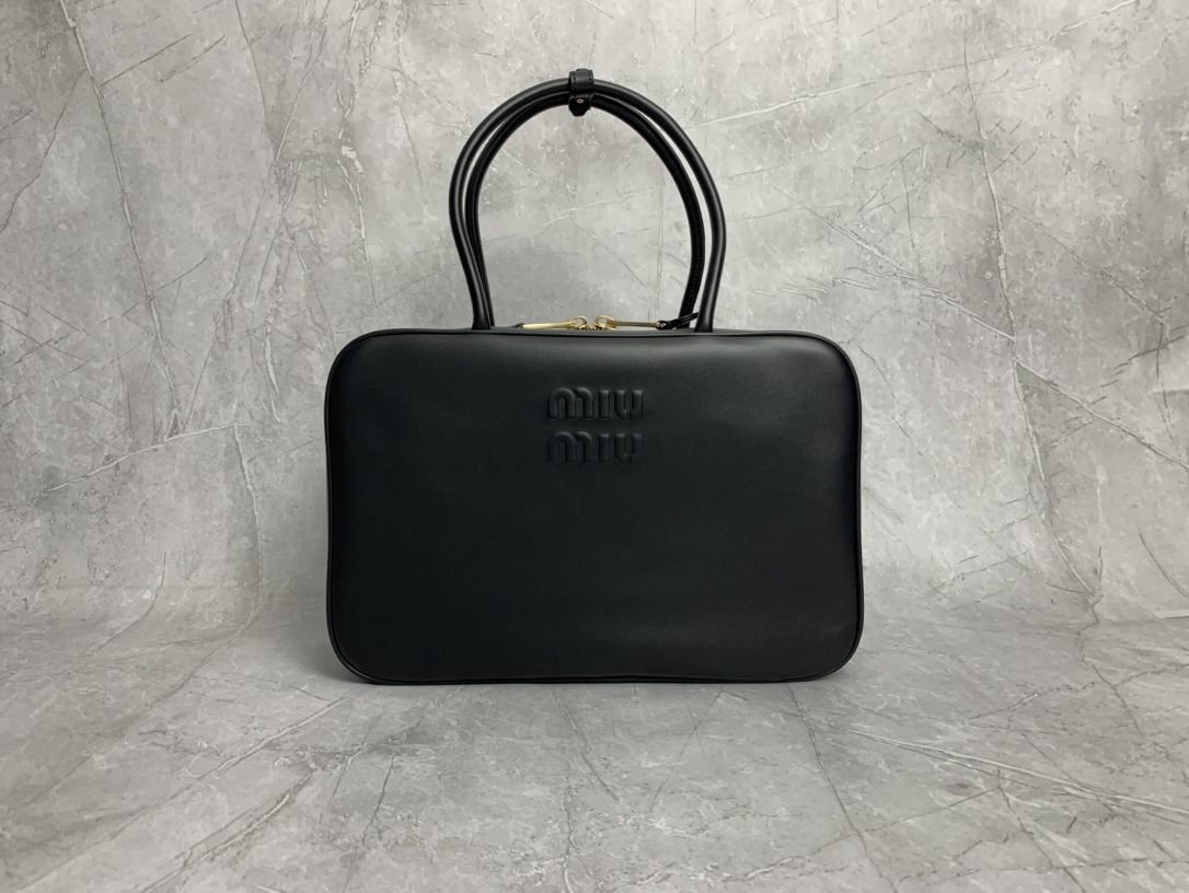 Miu Miu Brown Leather Briefcase 5BB117