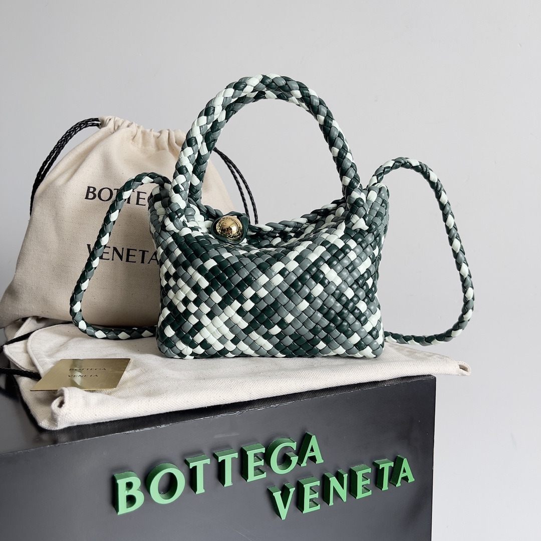 Bottega Veneta TOSCA woven handbag 776755