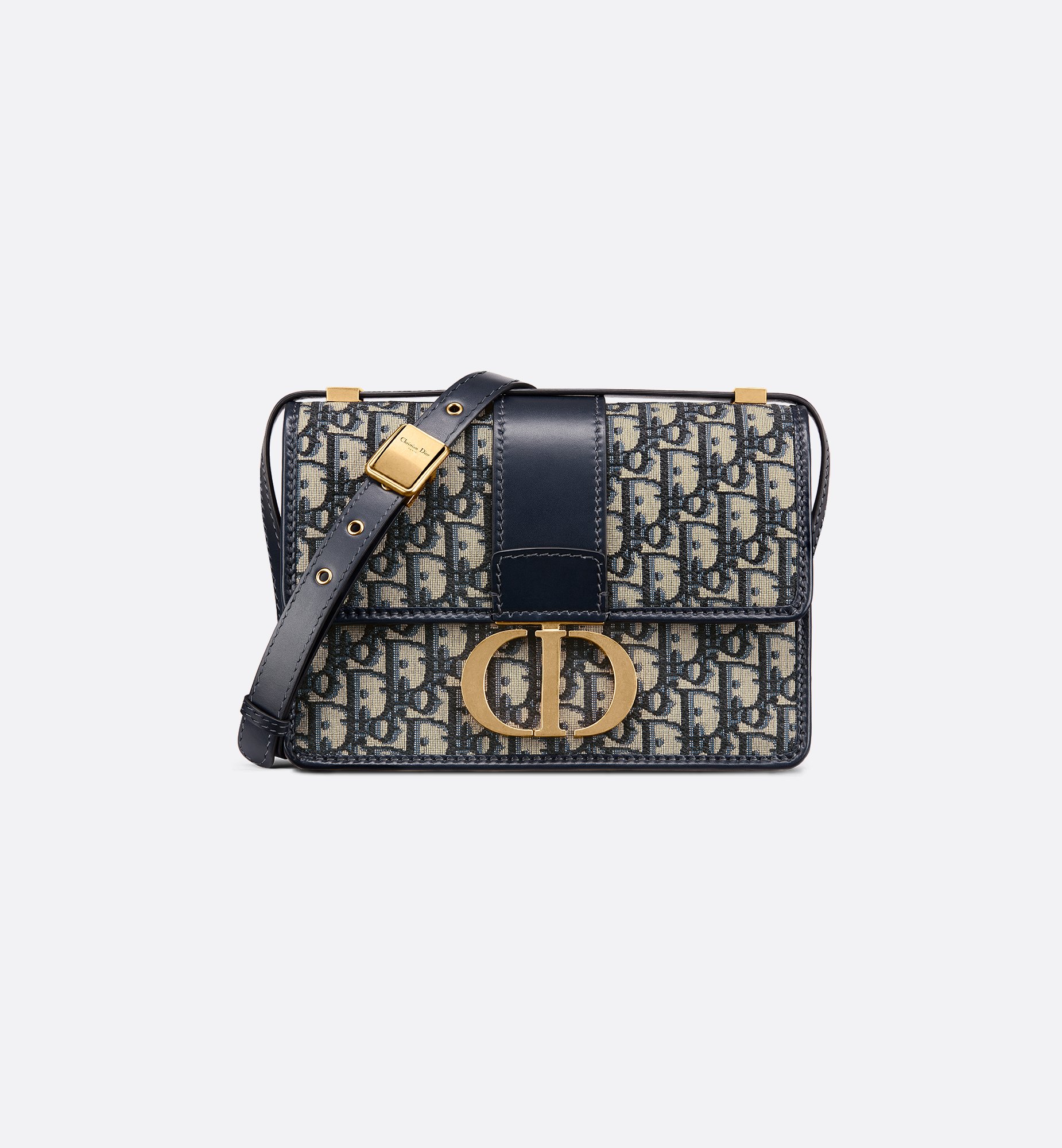 Dior 30 Montaigne Handbag M9203UTZQ_M928