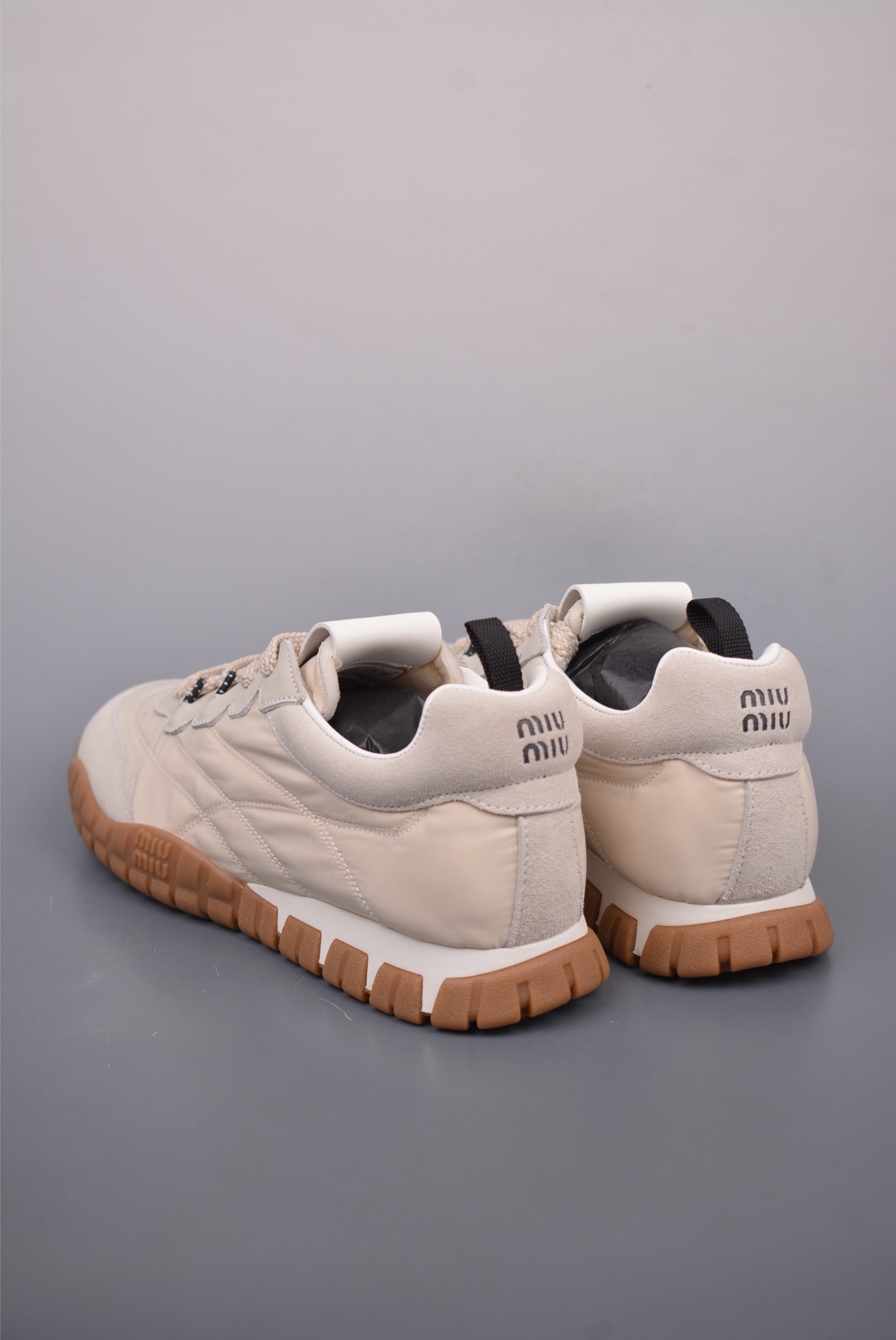 Miu Miu Tyre Low Sneakers 