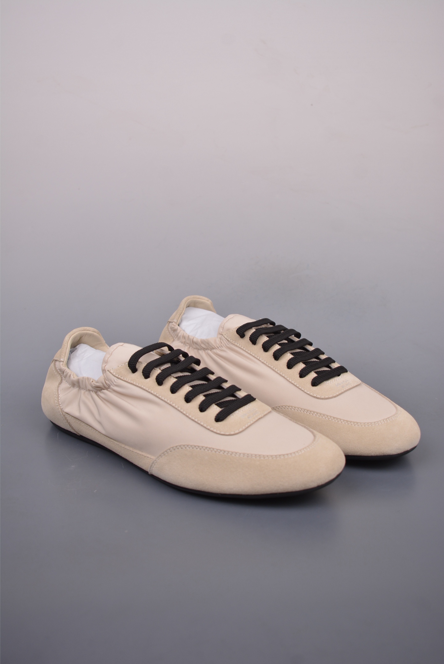 Prada SpringSummer Show Thin-soled Dexter Shoes Off-White