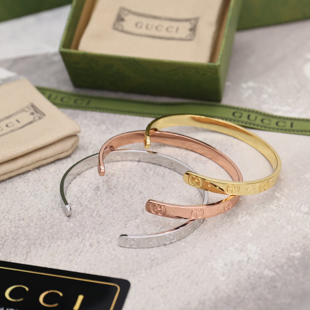 Gucci GG shallow engraving bracelet