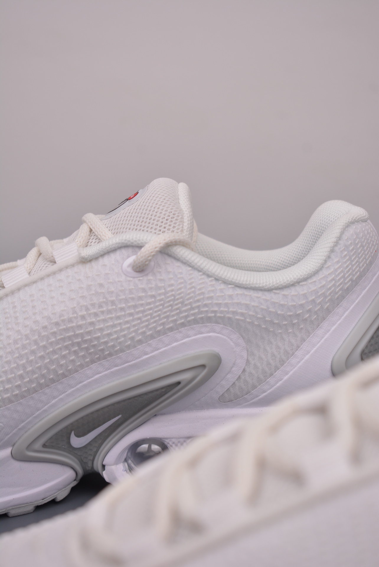 Nike Air Max DNTirple White DV3337 101