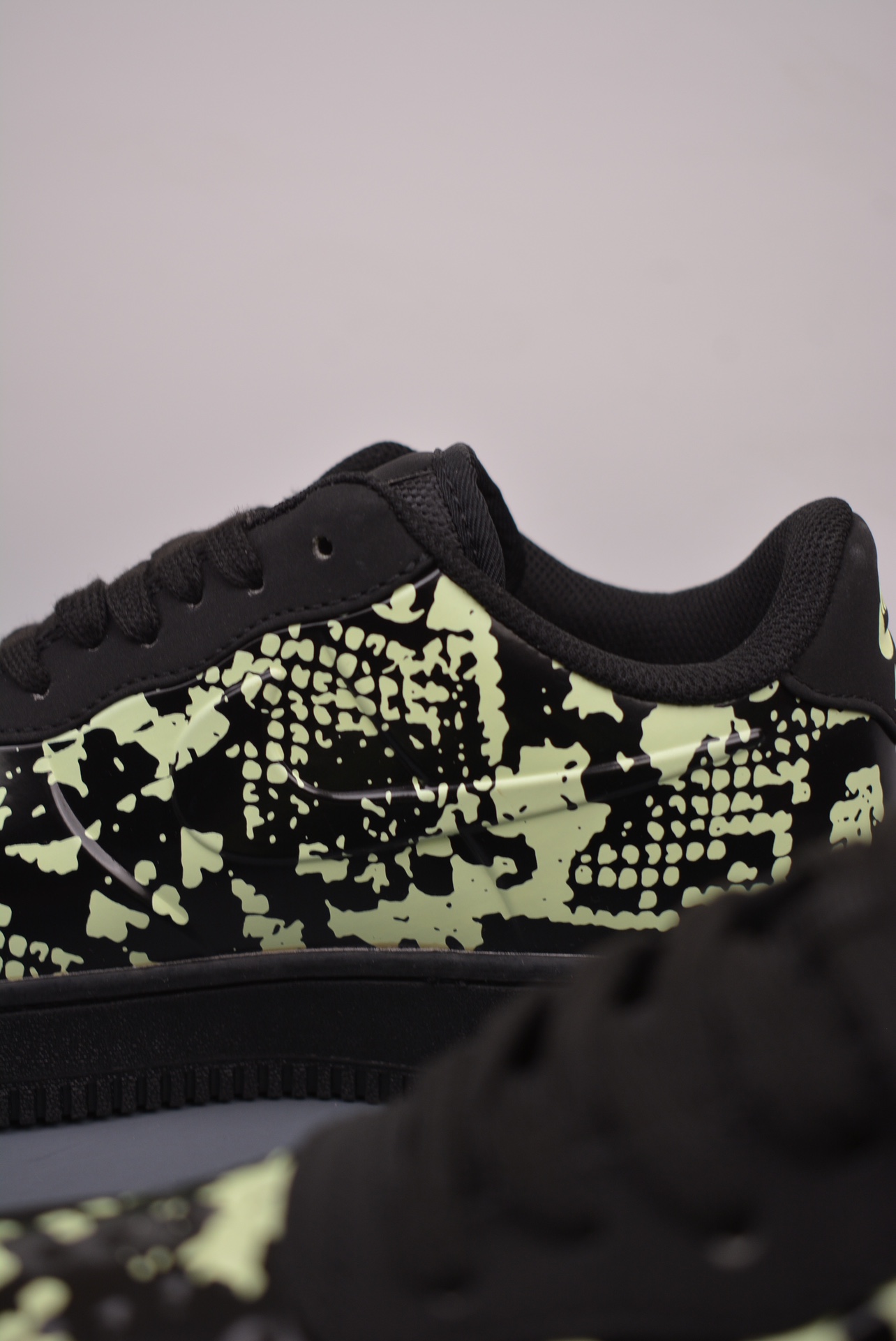 Nike Air Force 1 Low Posite FL Max Snake AJ3664-100