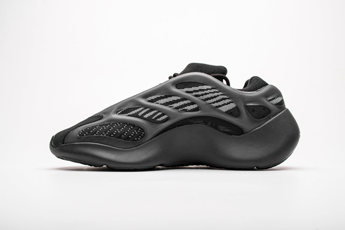 700V3