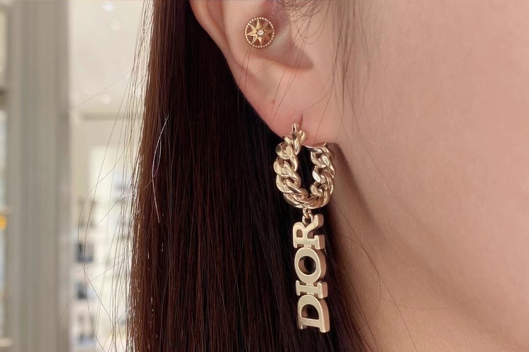 Dior chain letter earrings