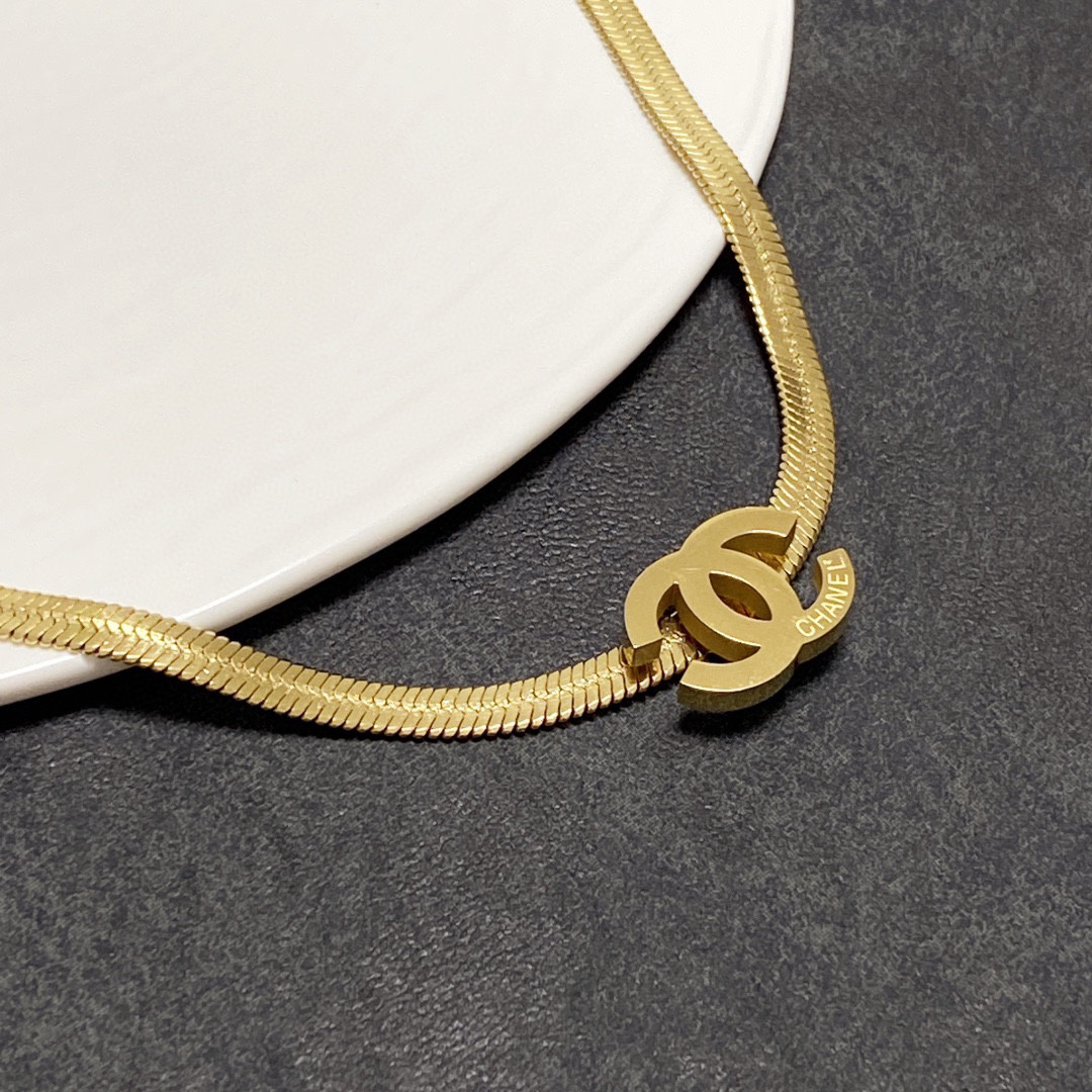 CHAN 24 stainless steel snake bone necklace