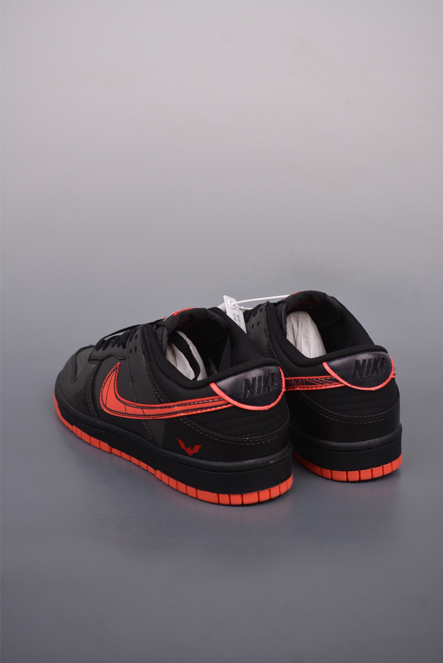 BATMAN BEYOND x NIKE DUNK Black and Red