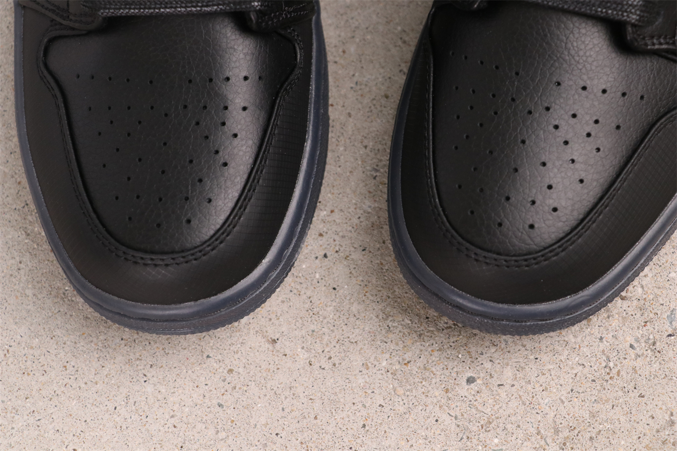 Air Jordan 1 Low Dark Gum Soles HV5968-001