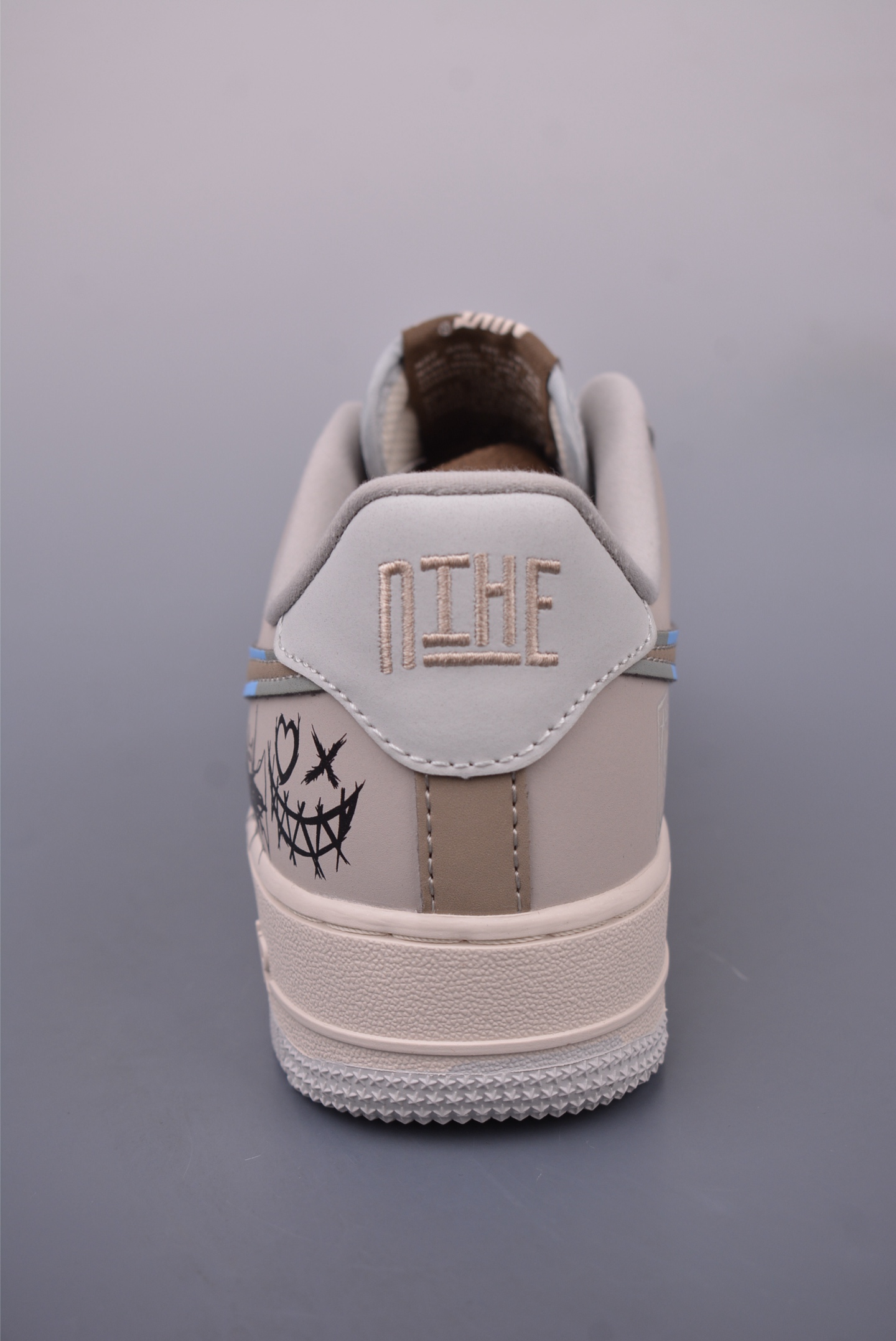 Nike Air Force 1 07 LV8 Low Sneakers Batman XL2321-111