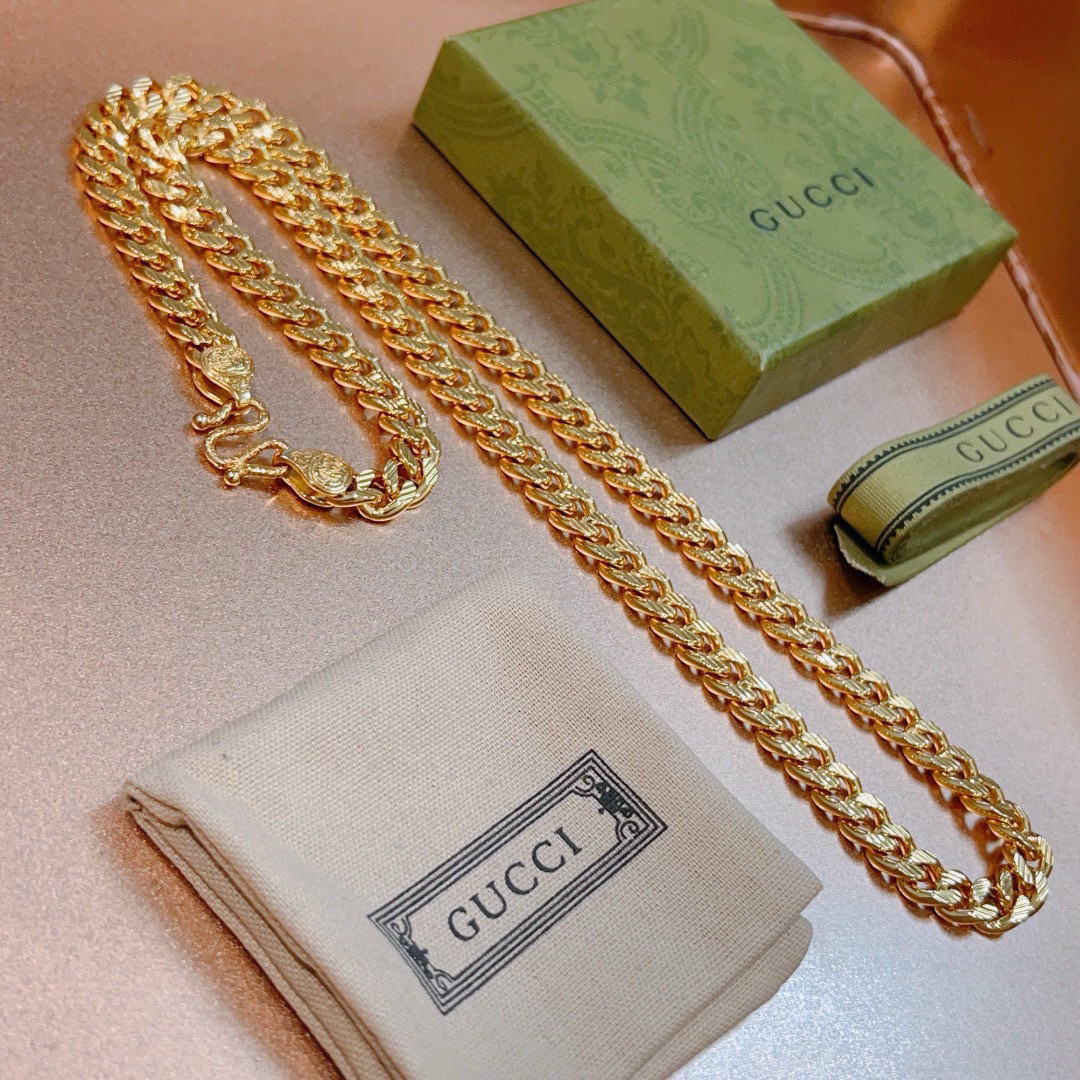 Gucci Anger Forest Series Double G New Flat Necklace