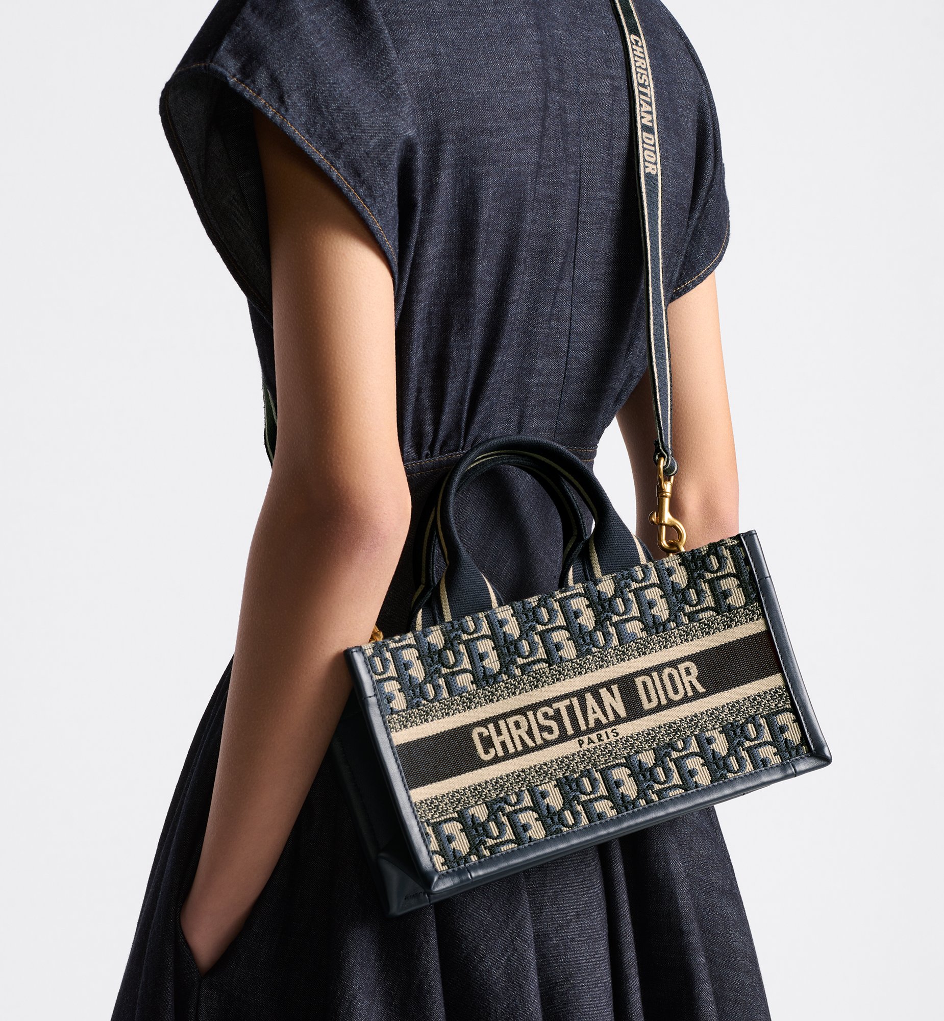 Dior East-West Book Tote Handbag M1326CZBB_M928