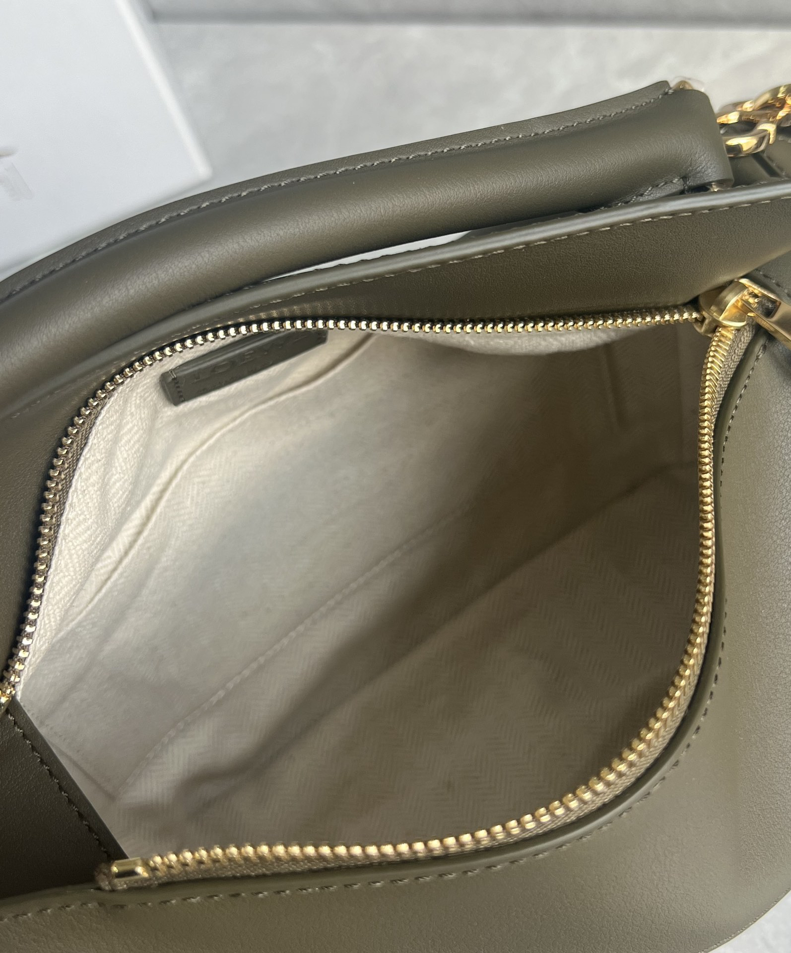 Loewe suede colorblocked zzle bag 0681