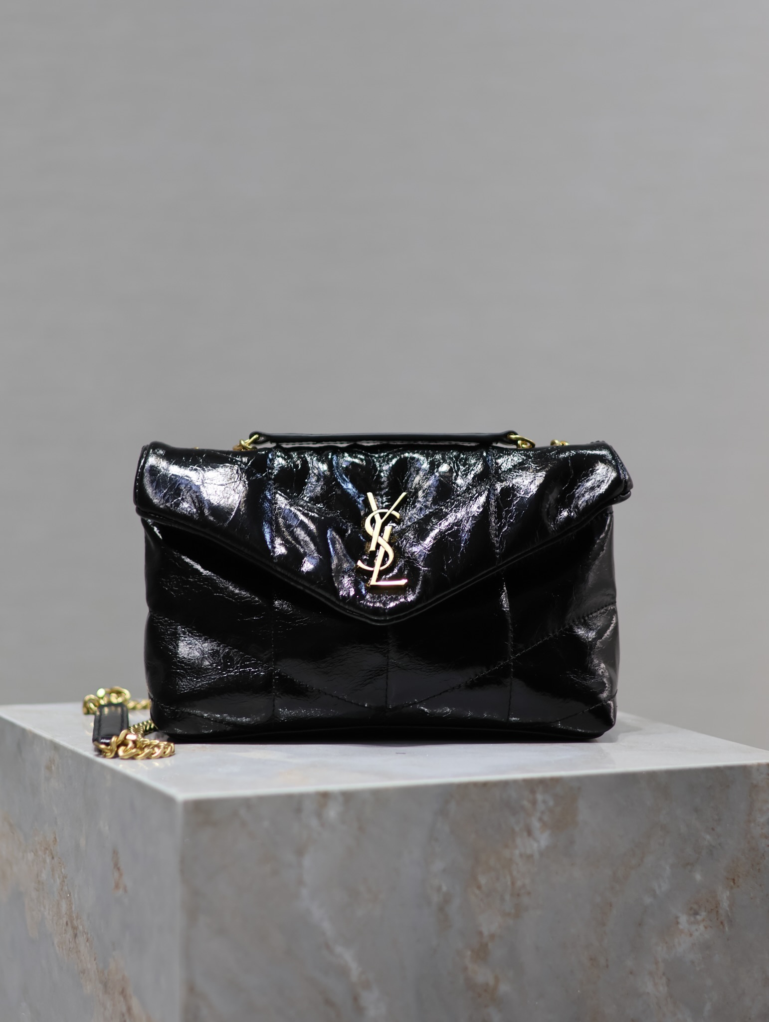 Yves Saint Laurent Loulou Puffer mini chain bag 759337
