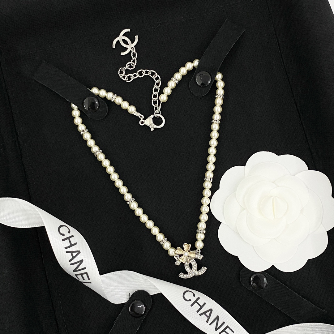 CHAN 24 Two-tone Four-leaf Clover Diamond Pearl Necklace